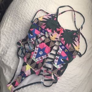 Fun pattern!! Sexy one piece!